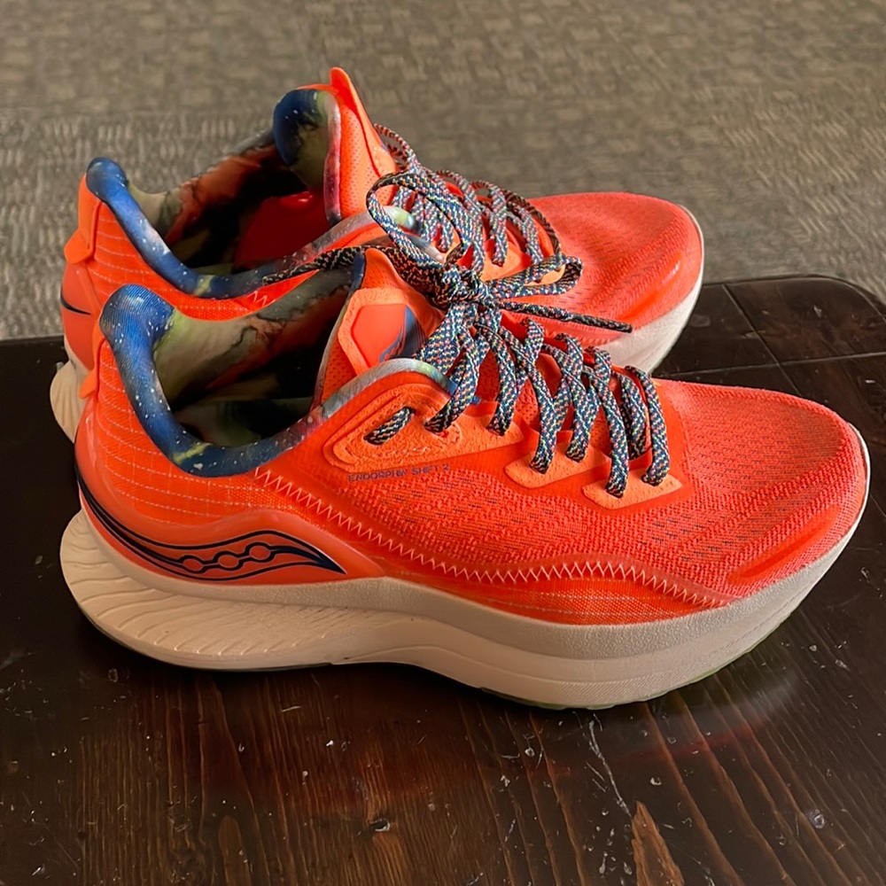 Saucony Endorphin Shift 2